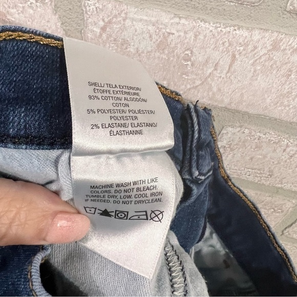 Hudson Barbara High Waist Crop Super Skinny Step Hem Jeans in Lost Wash Size 26 - Picture 12 of 12